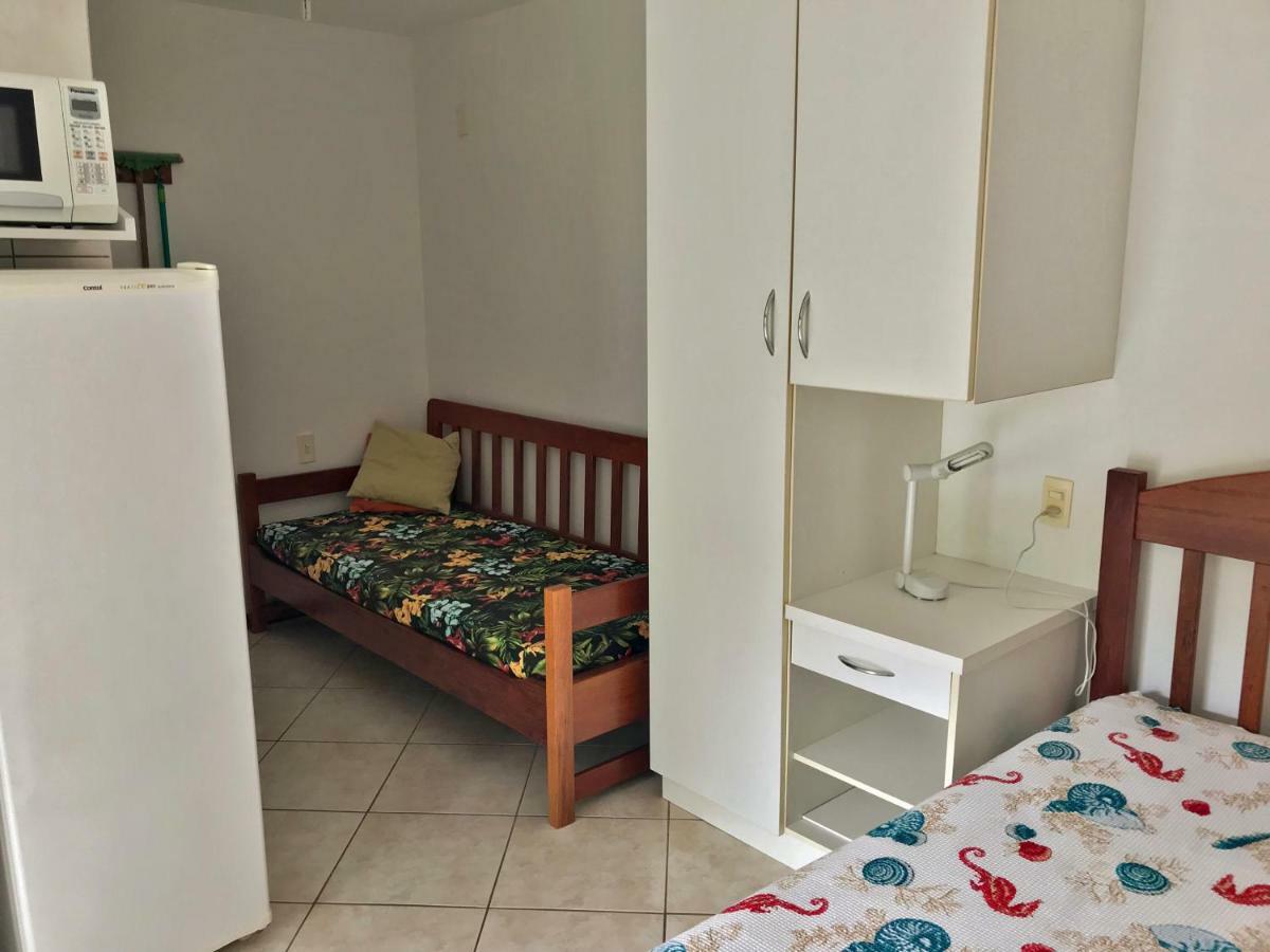 Residencial Caminho Das Pedras - Praia Da Solidao Флорианополис Экстерьер фото